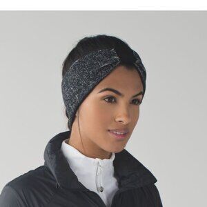 Lululemon Divinity Earwarmer